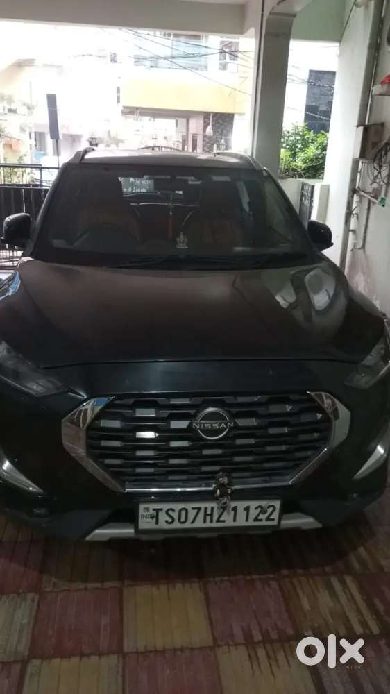 The car key was remote type, with push button to start, digital metre