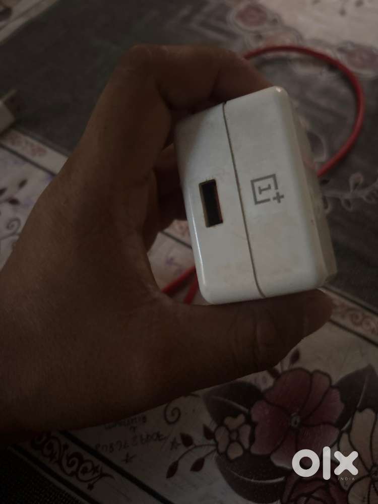 one plus charger