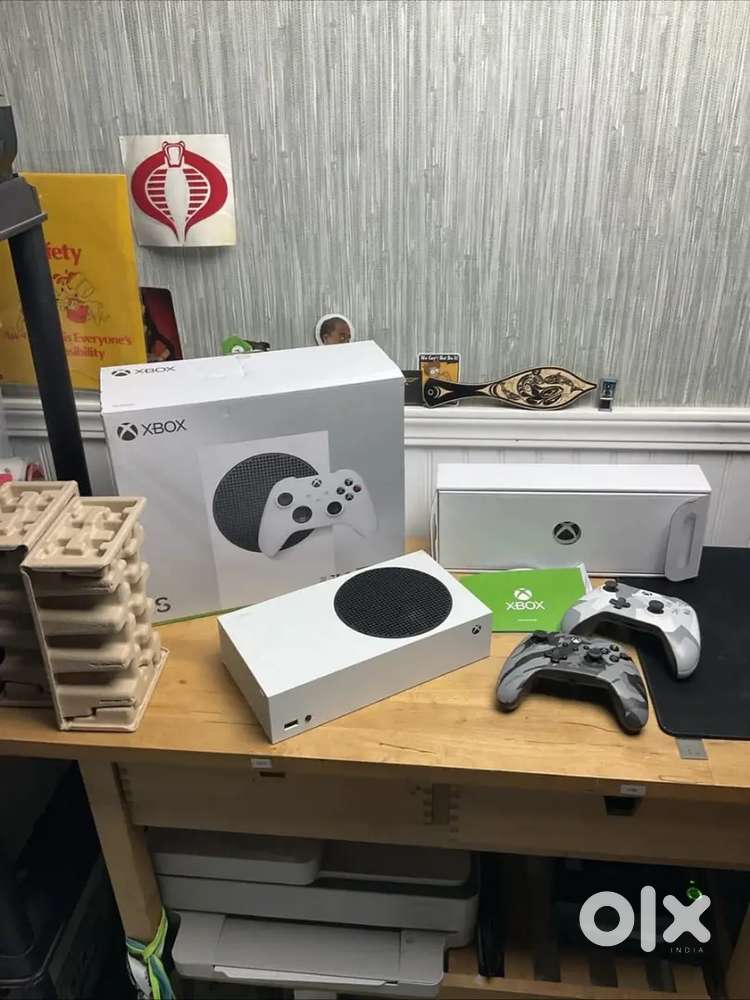 Microsoft Xbox series S all digital one terabyte console