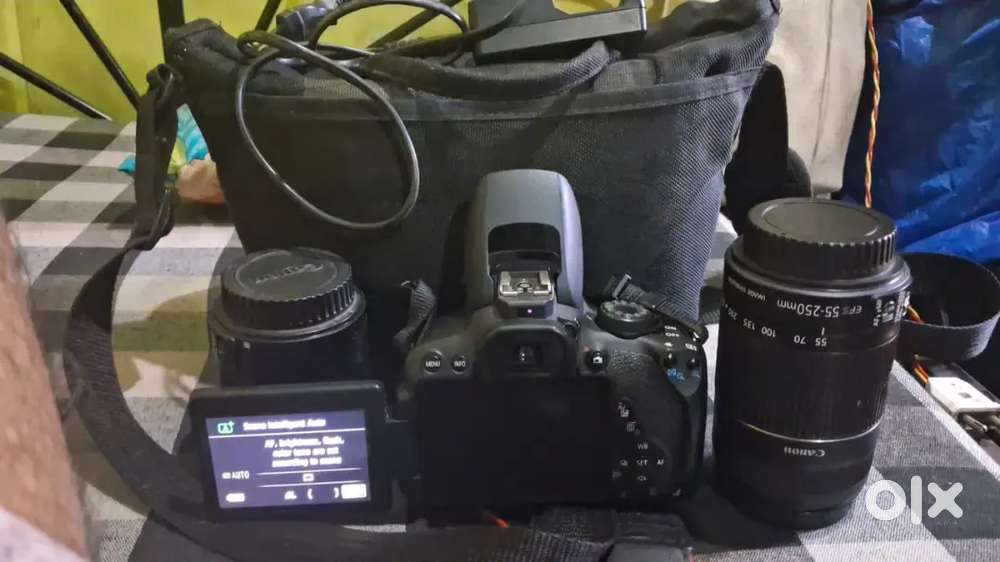 Conon dslr 700d  vloging dual lans k sath