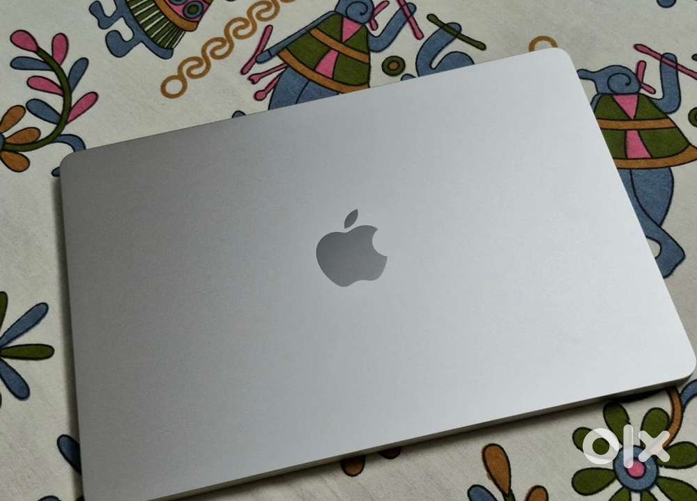 Apple MacBook AIR M2