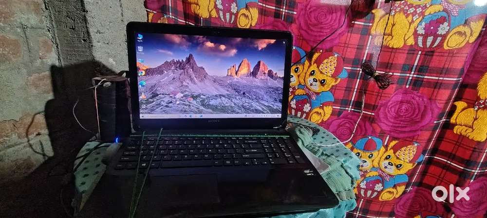 Sony ka laptop hai