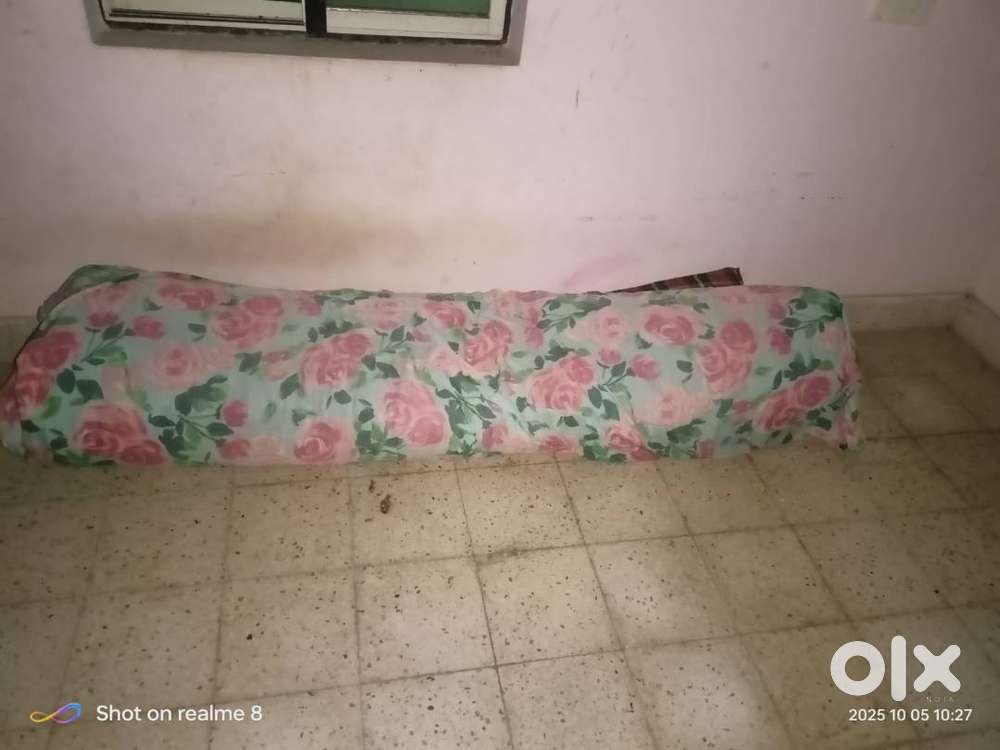 Used mattresh avilable