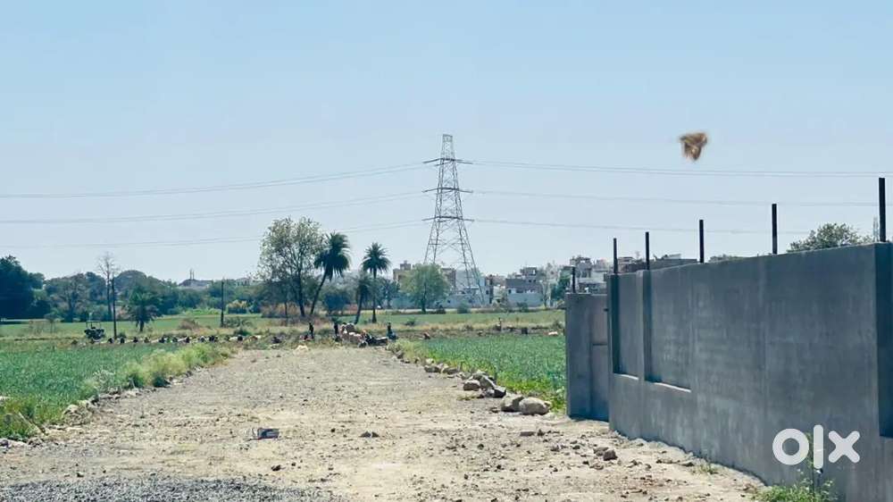 Investment k liye best location