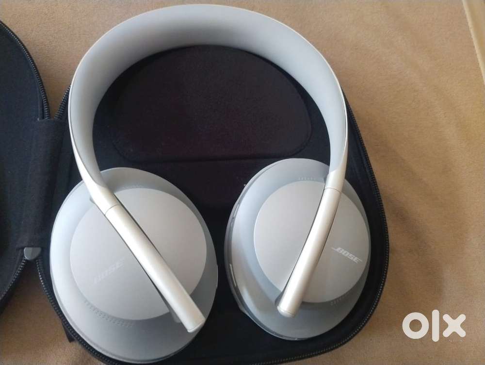 BOSE 700 ANC HEADPHONES