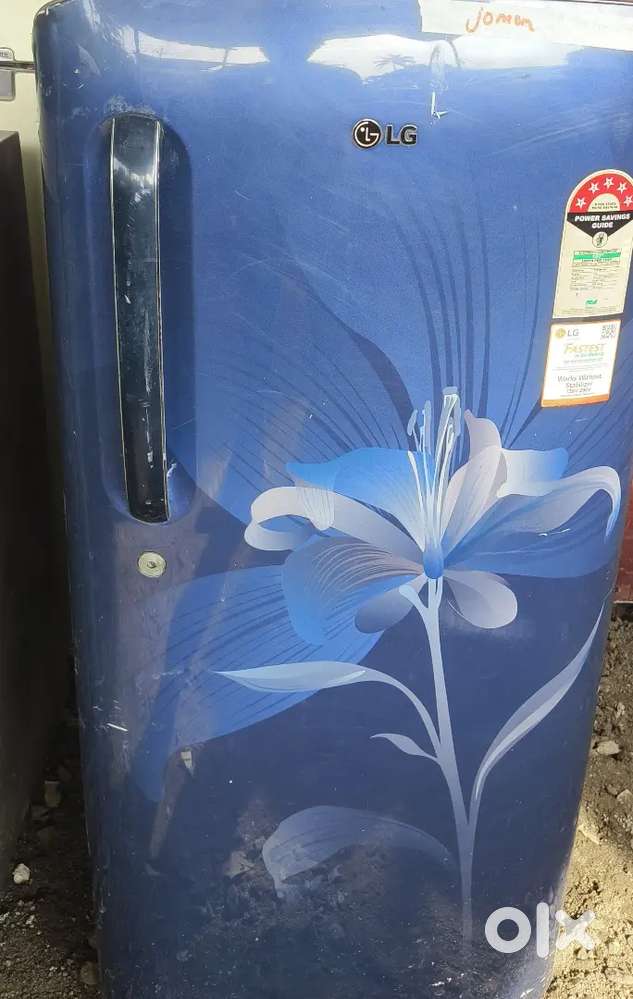 LOW BUDGET REFRIGERATOR AVAILABLE