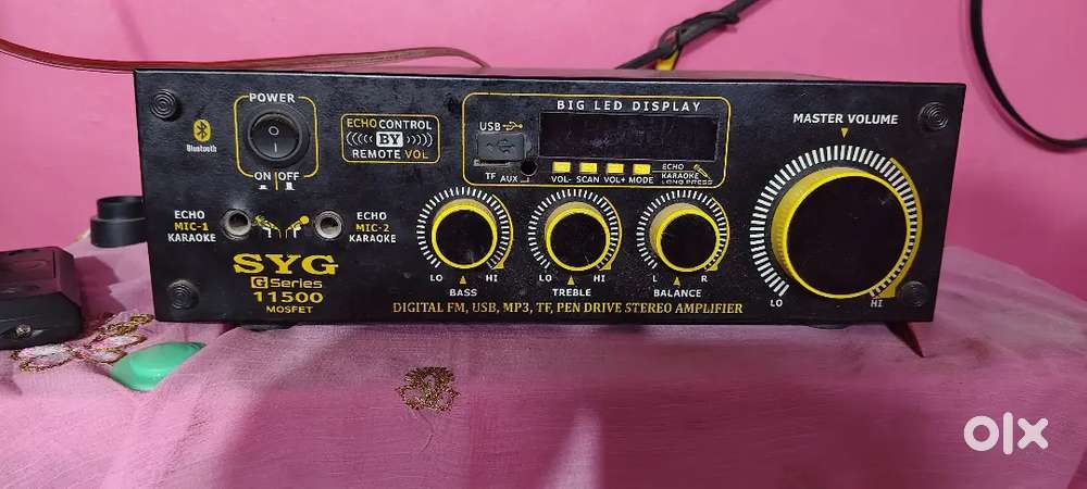 Amplifier with speaker box 2 ten 2 subwoofers 8 ench 2 speaker