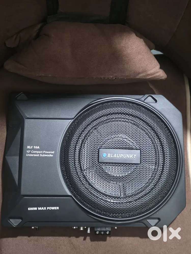 Blawpunkt underseat sub 150w rms brand new condition with bill and box