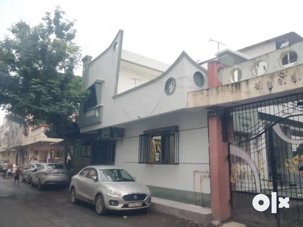 3bhk rowhouse for rent