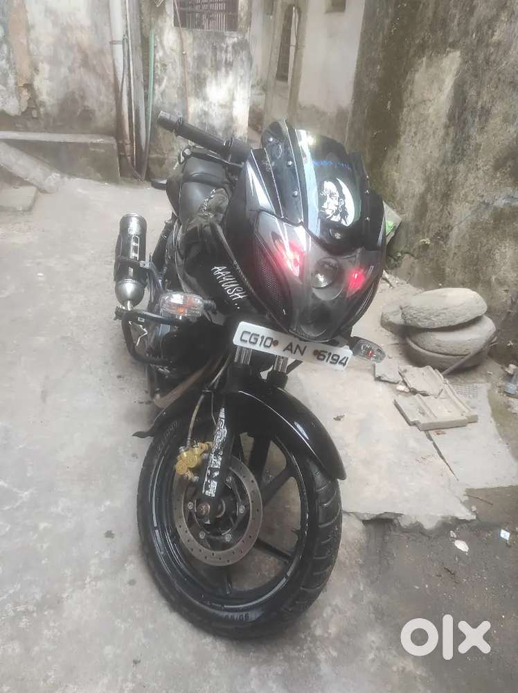 Urgent sale my pulsar 220 black