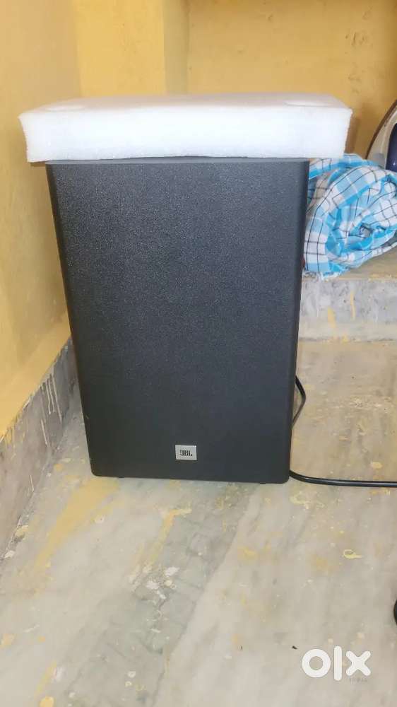 JBL SB560 SOUND BAR WITH WIRELESS SUBWOOFER