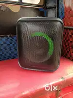 I want sell F&D PA100 party speaker