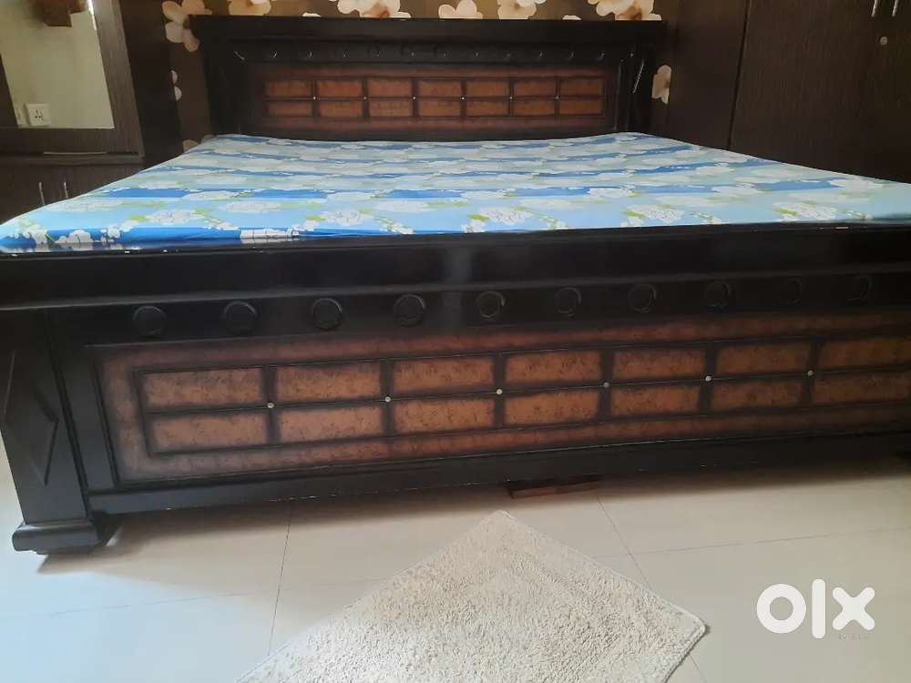 Bed with Mattress