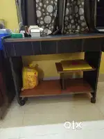 Computer table