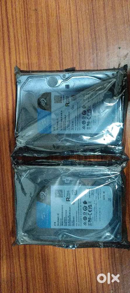 8Tb Seagate SkyHawk AI Hard disk new Seal pack