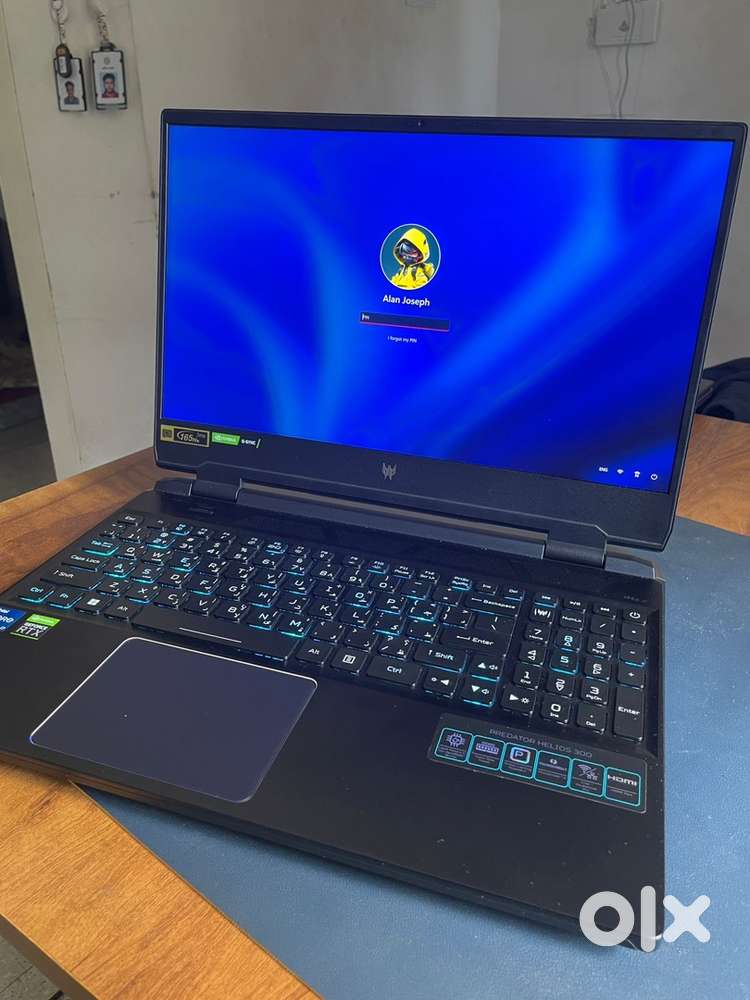 Acer predator Helios 300