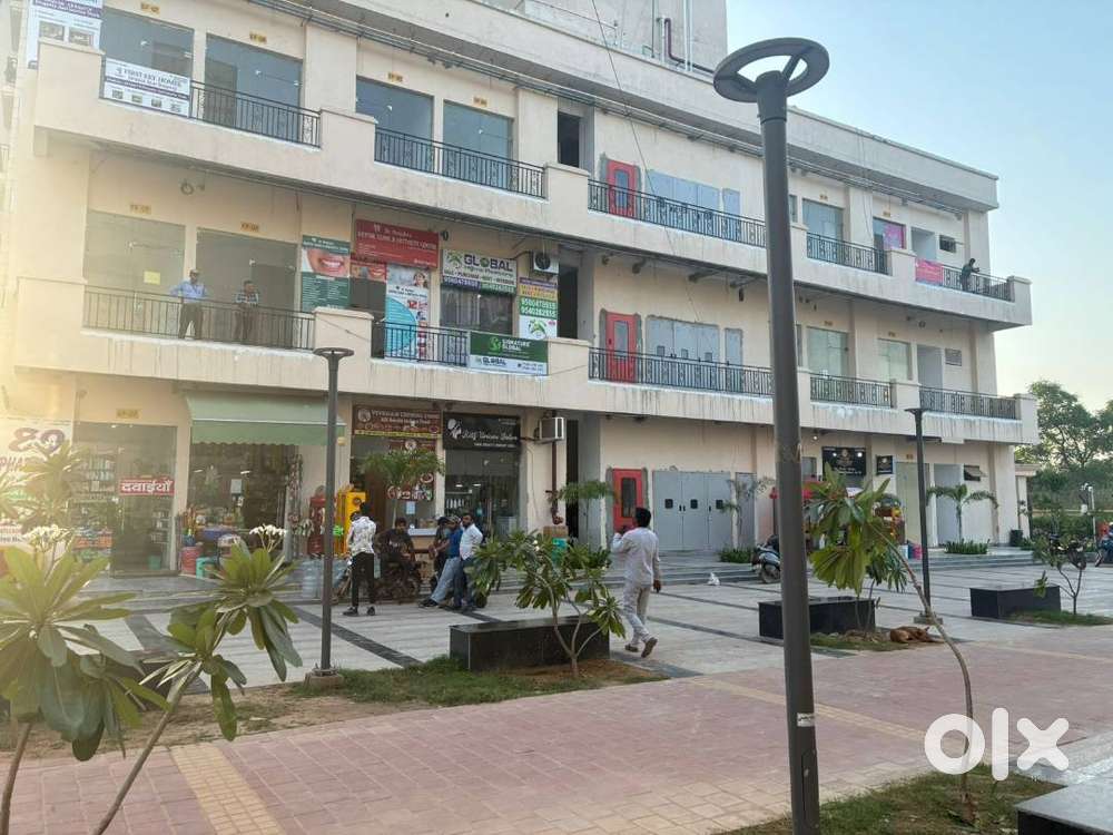 READY TO MOVE SHOPS NEAR DWARKA EXPRESSWAY SG PROXIMA AND SW GEMS M3M