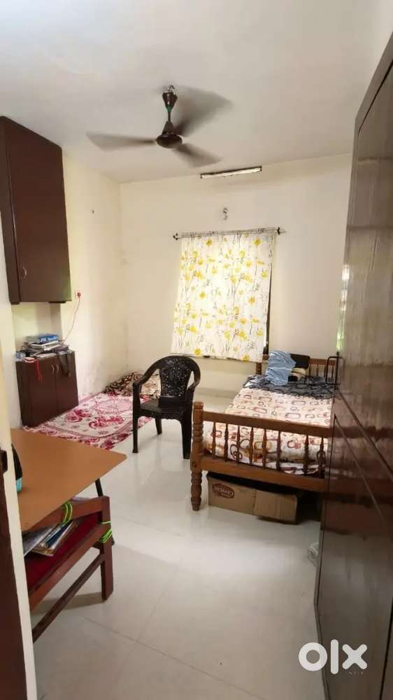 Pg / rent /share Room / monthly rent / gents room / city room