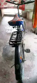 साइकिल नया ही है, इसमें  कुछ सही है टायर, रिंग सब कुछ नया है