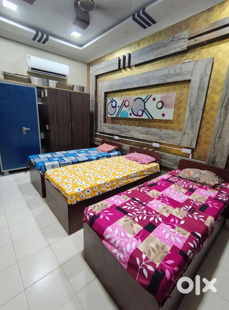 Fully Furnished AC PG for Boys in Bhawanipur - Comfort Living PG