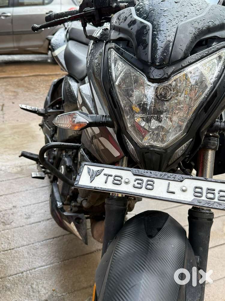 Pulsar NS200