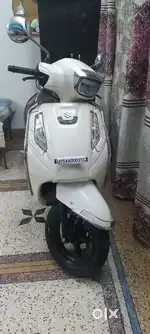 Access 125 new model white colour 1 day old