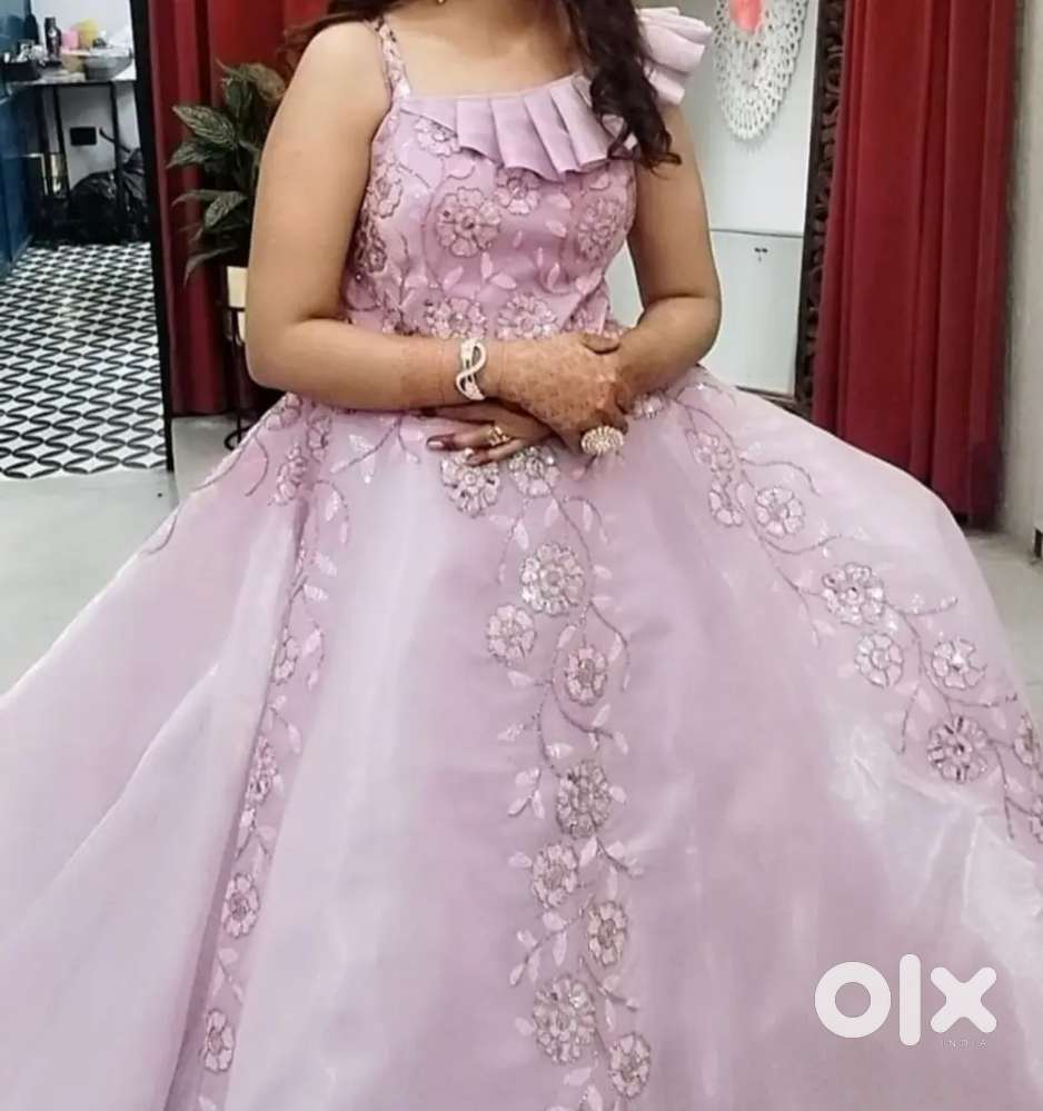Wedding gown
