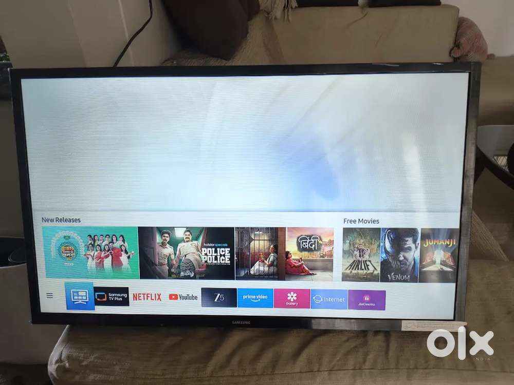 Samsung 80cm smart led tv