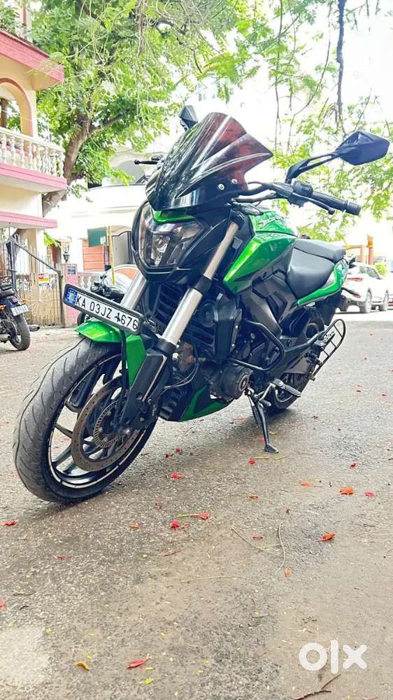 BAJAJ DOMINOR 400