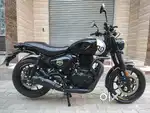 Royal Enfield hunter rebel black