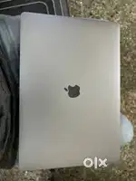 macbookpro 16 core i9 8core 64gb 9.5gb grapihics