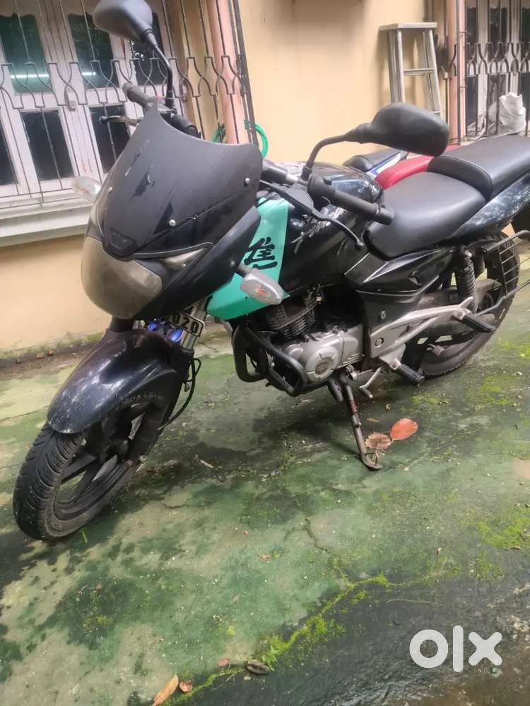 Pulsar 180 2013 model