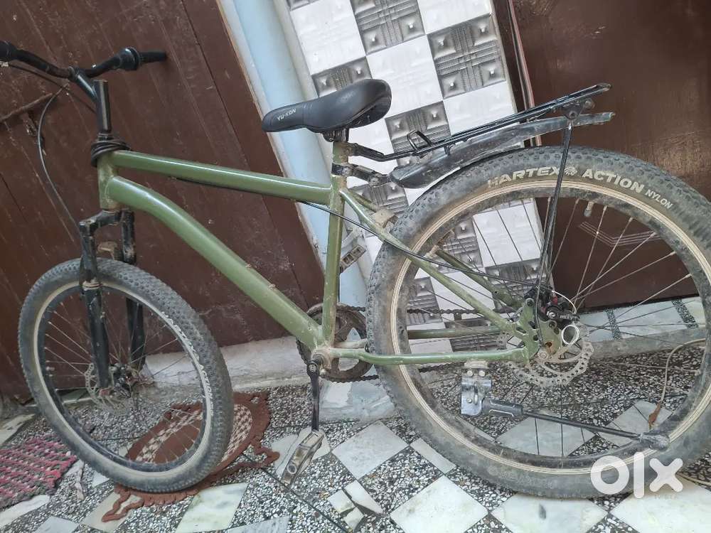 Very fast speed cycle very nice looking