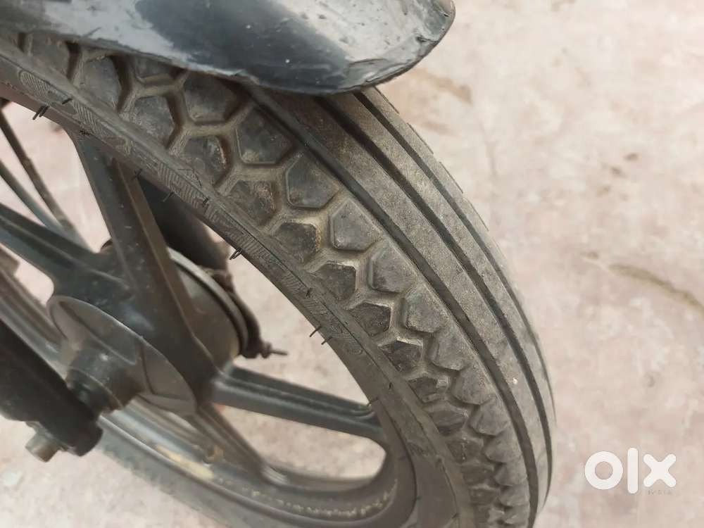 A good condtion bike new tyre good average paper complete
