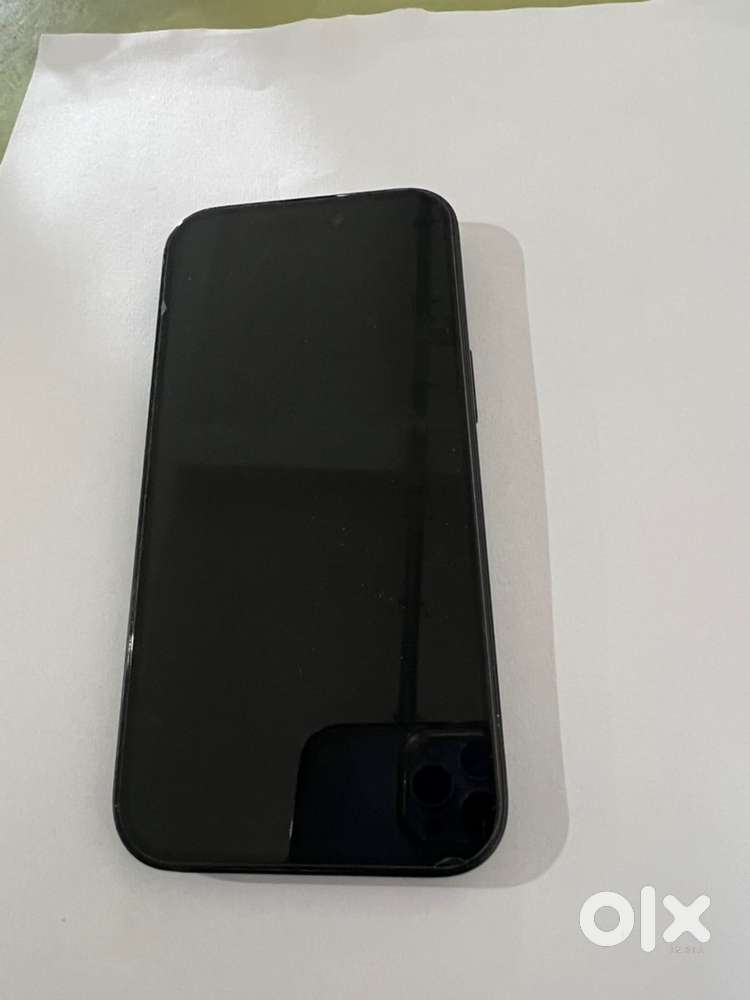 iPhone 15 92% health