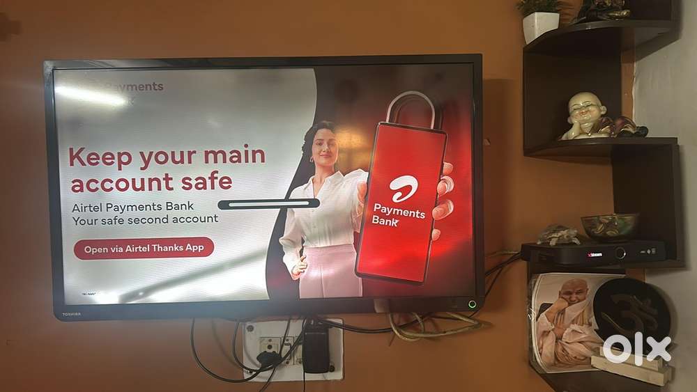 Toshiba 32 inch LED TV