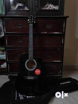 Fender Squire SA 105CE BK Acoustic Guitar: Black