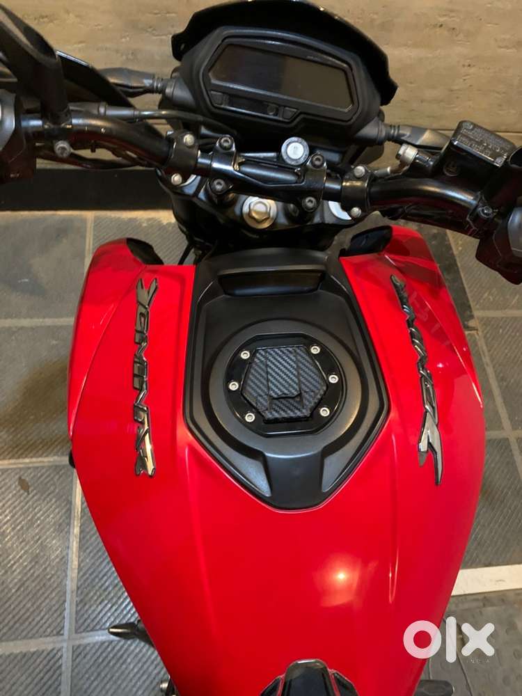 Dominar 250
