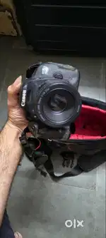 Canon 700D DSLR with lenses