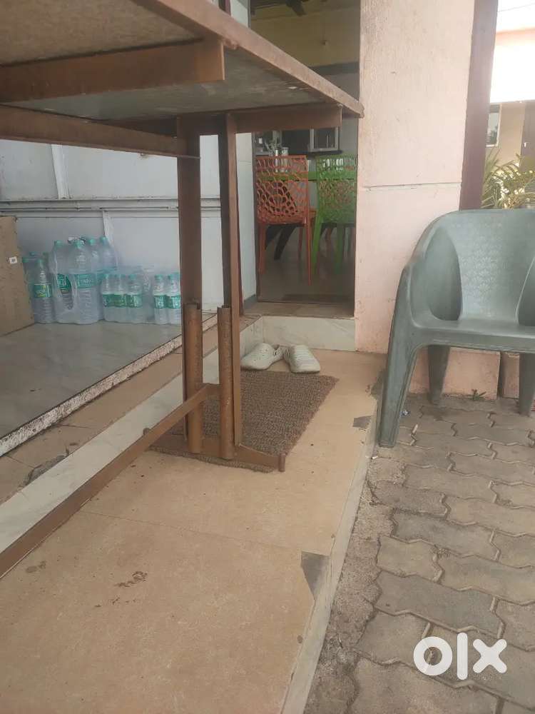 Tandoor cook available