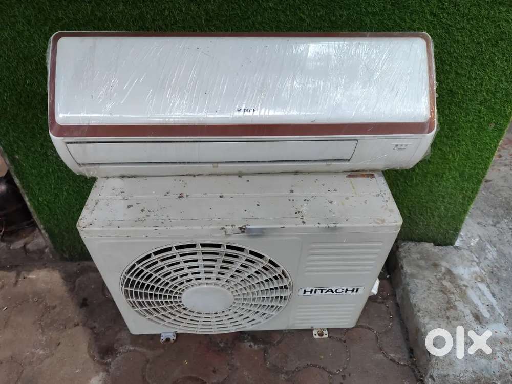 Free fitting 1 year warranty Hitachi 1 ton split AC