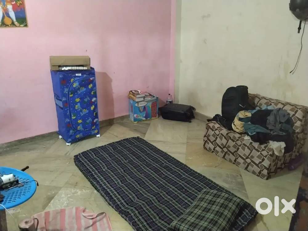 Room mate requirement urgent