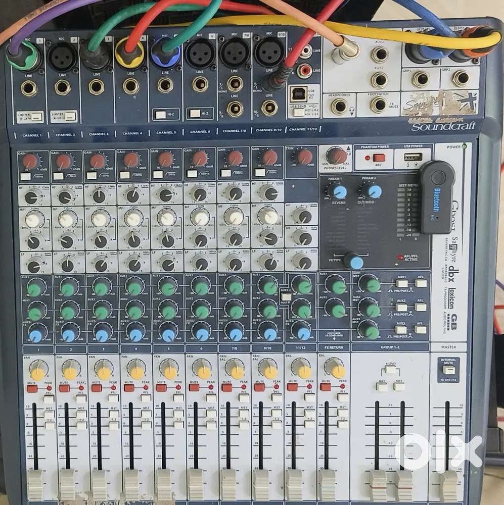 Sound craft signature 12 channel