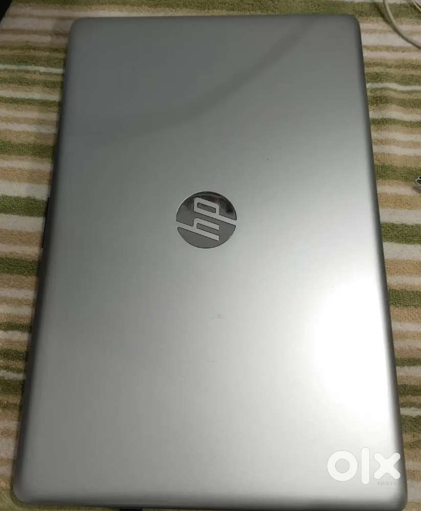 Hp laptop i3