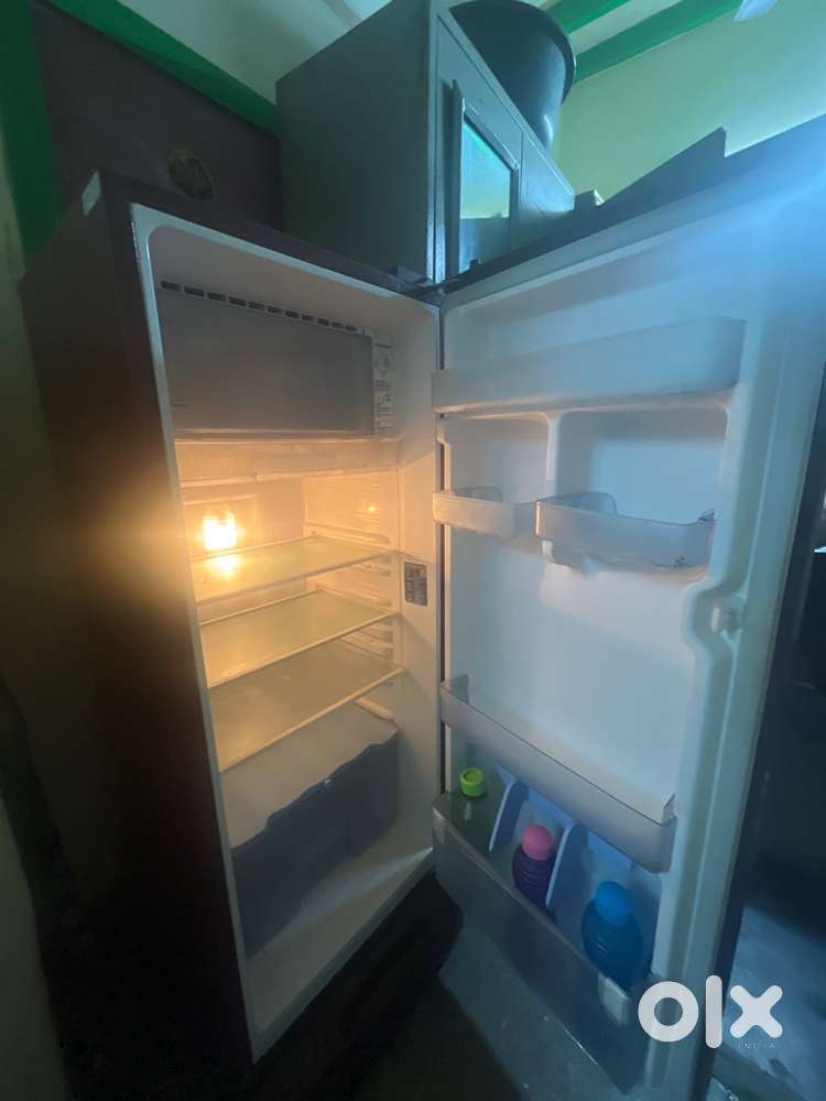 Samsung fridge 205 liters
