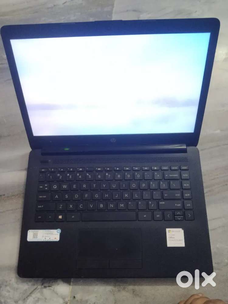 Leptop HP 14 sem