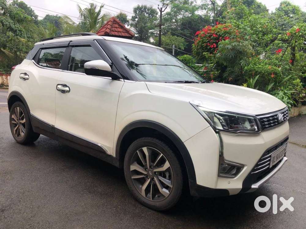 Mahindra XUV300 W8 (O) 1.5 Diesel AMT, 2022