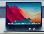 Apple MacBook Pro 16 touch bar