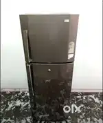 Double door LG 230 litres refrigerator 4 star rating fridge
