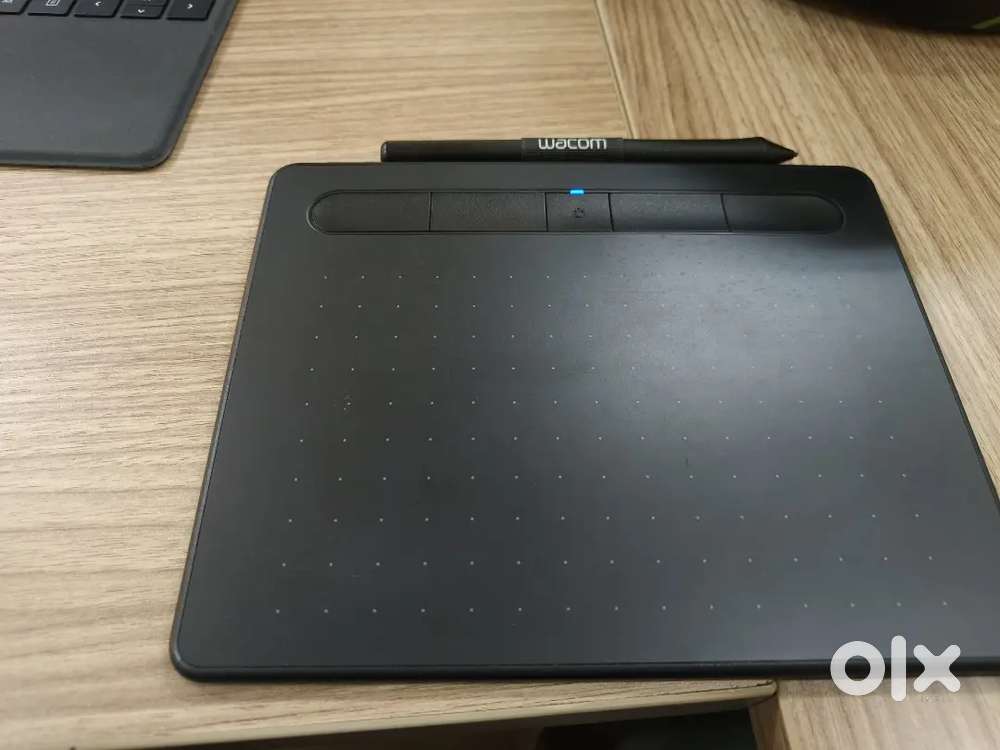 Wacom Intuos Bluetooth S CTL-4100WL  Lightly Used  Box Available
